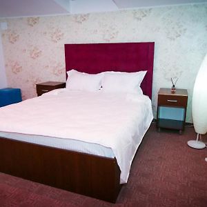 Camera con letto king size